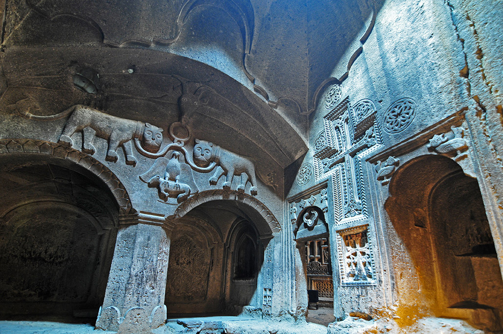 Viajes a Armenia - Valles y monasterios